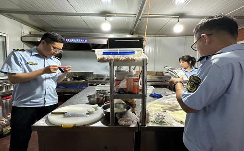 大路市场监管所部署开展夜间餐饮服务食品安全隐患大排查大整治专项行动